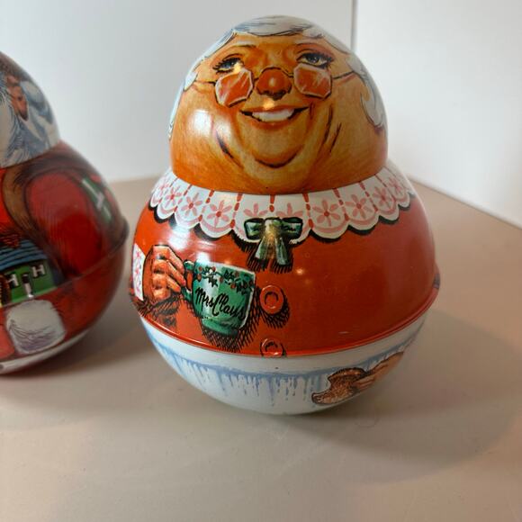 Set of 2 Vintage Mrs & Santa Claus Britol Ware Roly Poly Tobacco Tins Christmas - Picture 7 of 10